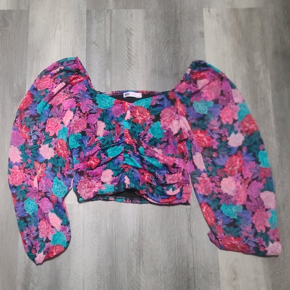 Crop top - Picture 2 of 3